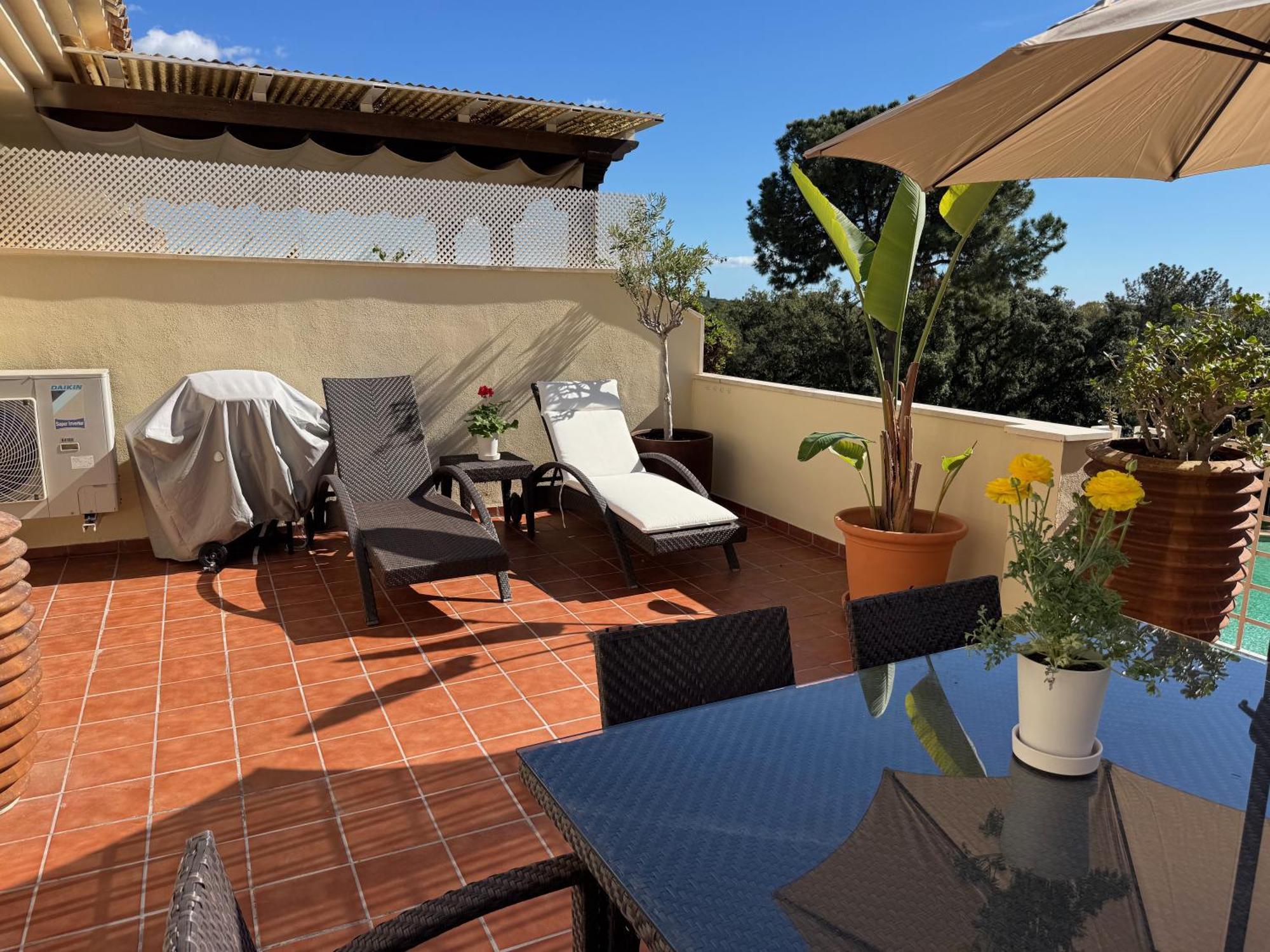 Apartment Piso-lechuza Elviria 2 Bedroom Penthouse-maisonette In Elviria-marbella- Urb Jardines De Santa Maria Golf *