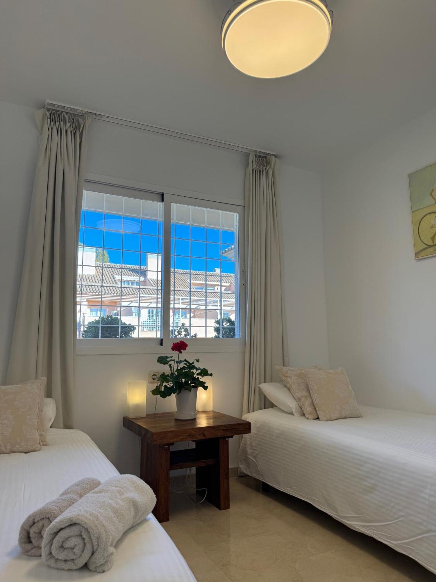 Apartment Piso-lechuza Elviria 2 Bedroom Penthouse-maisonette In Elviria-marbella- Urb Jardines De Santa Maria Golf *