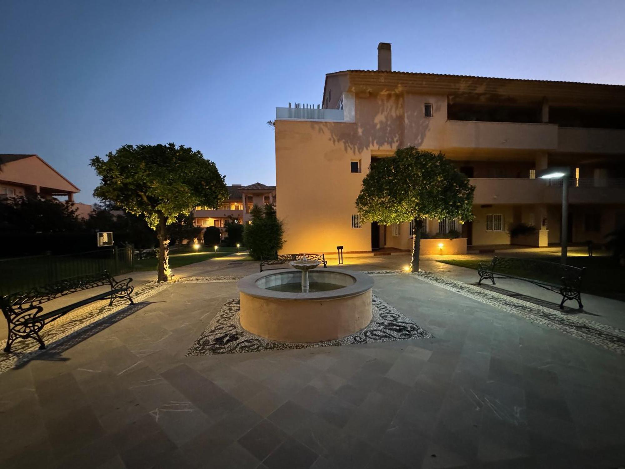 Piso-lechuza Elviria 2 Bedroom Penthouse-maisonette In Elviria-marbella- Urb Jardines De Santa Maria Golf * Marbella